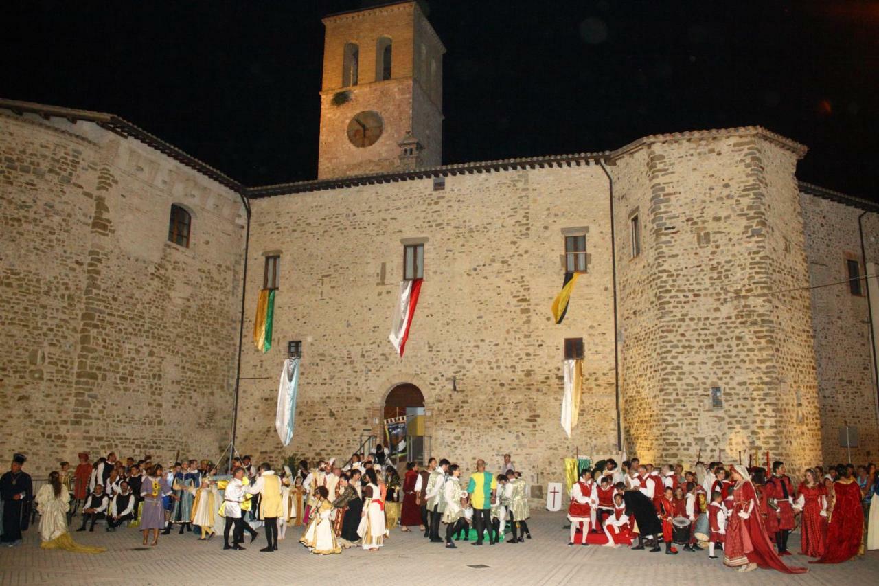 Castel Ritaldi Angolo Del Gelsomino מראה חיצוני תמונה
