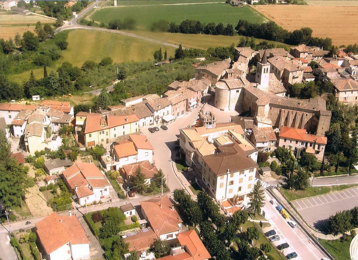 Castel Ritaldi Angolo Del Gelsomino מראה חיצוני תמונה